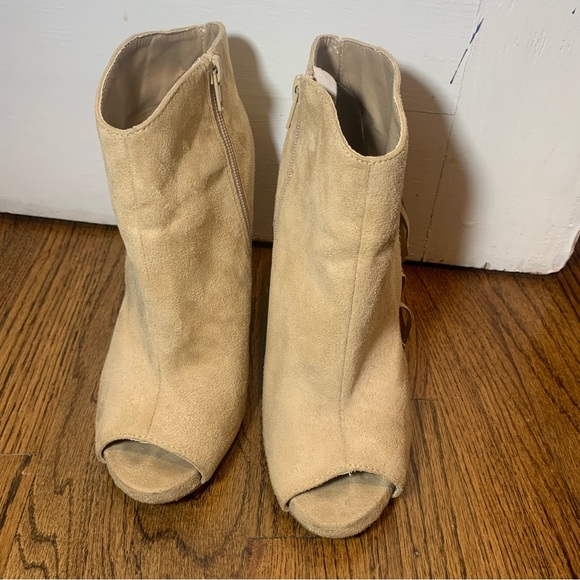 Qupid beige Fringe faux suede Peep Toe Heeled Ankle Booties. - Picture 9 of 9